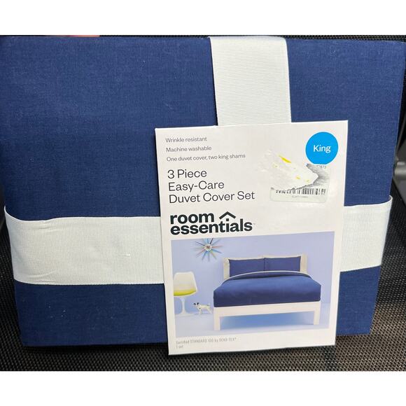 NWT Room Essentials King Navy Blue Duvet Cover & Sham Set - Picture 1 of 2